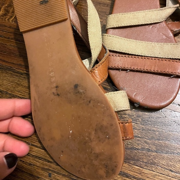 Beautiful Ralph Lauren strappy sandals - Picture 3 of 5